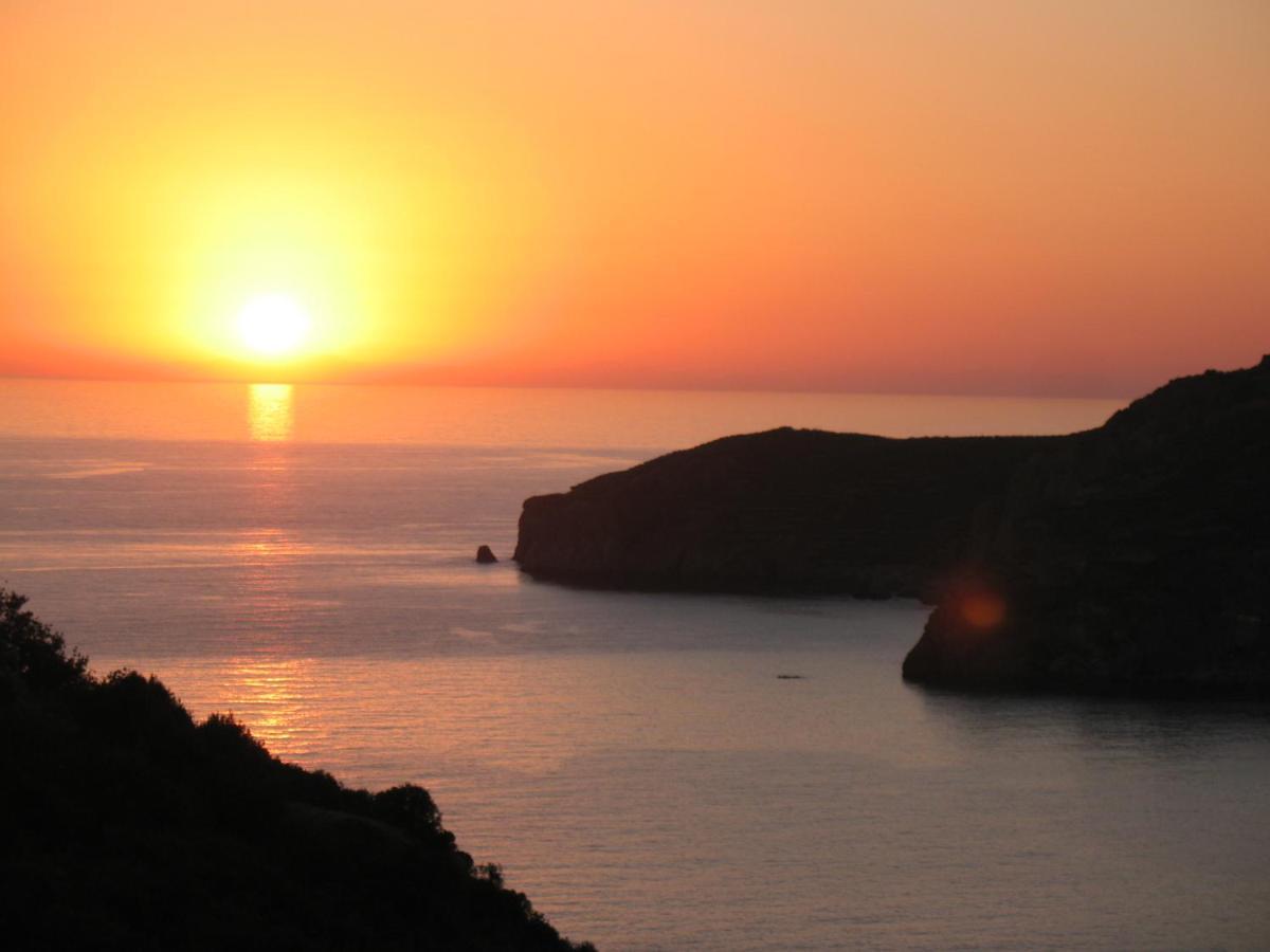 Zeytinada Pansiyon Ve Goezleme Guneykoy Экстерьер фото